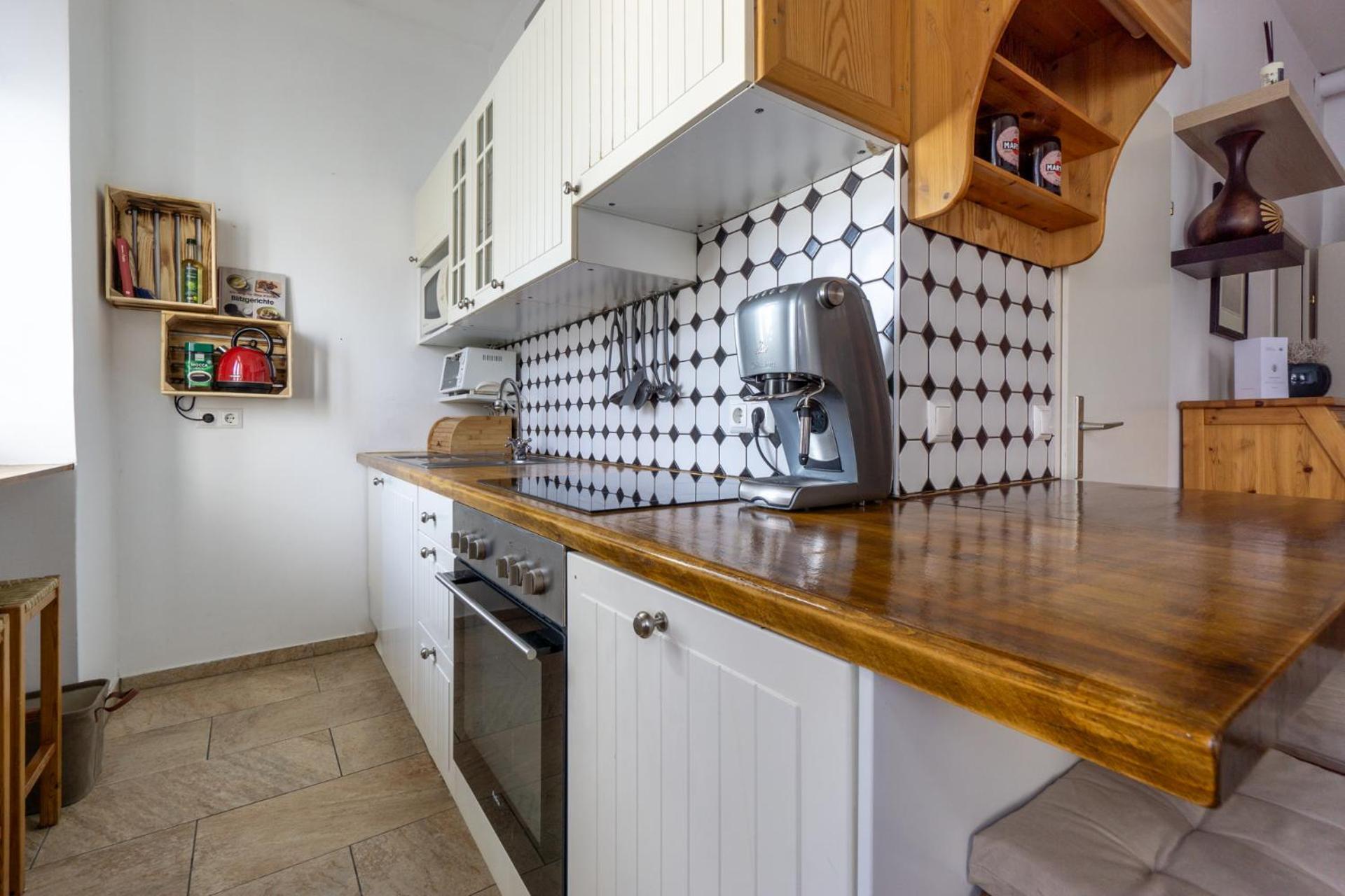 Next To Stadthalle & Westbahnhof Виена Екстериор снимка