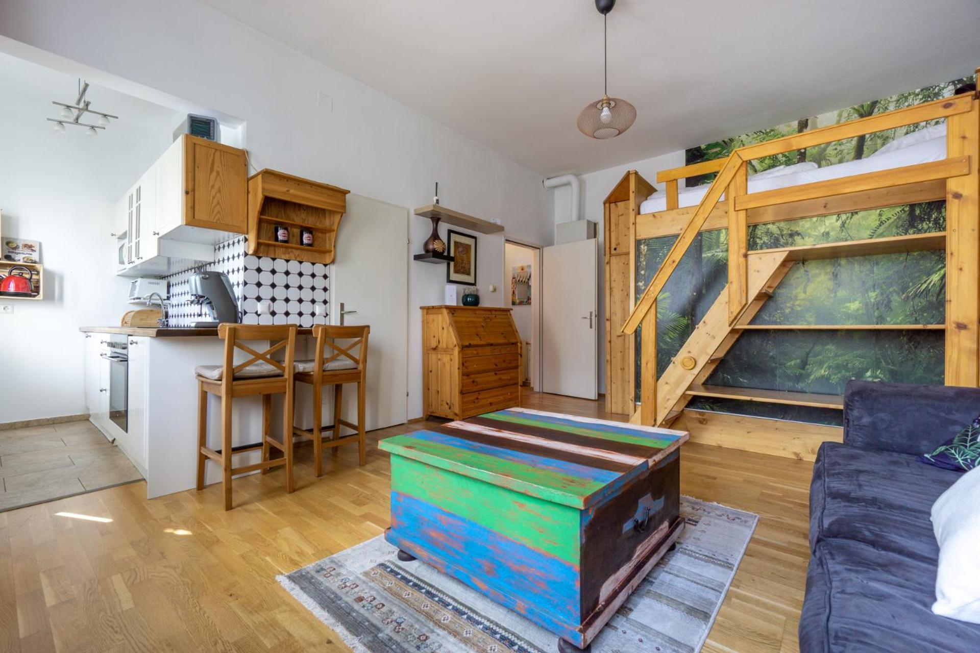 Next To Stadthalle & Westbahnhof Виена Екстериор снимка