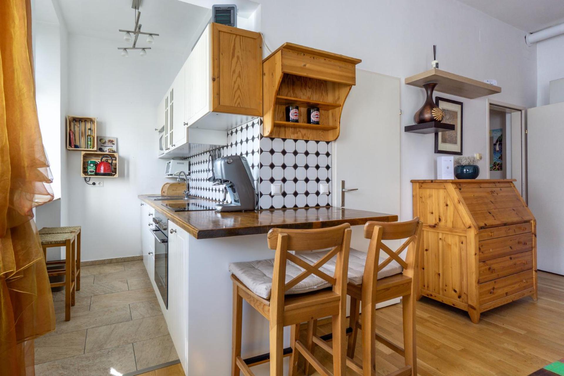 Next To Stadthalle & Westbahnhof Виена Екстериор снимка